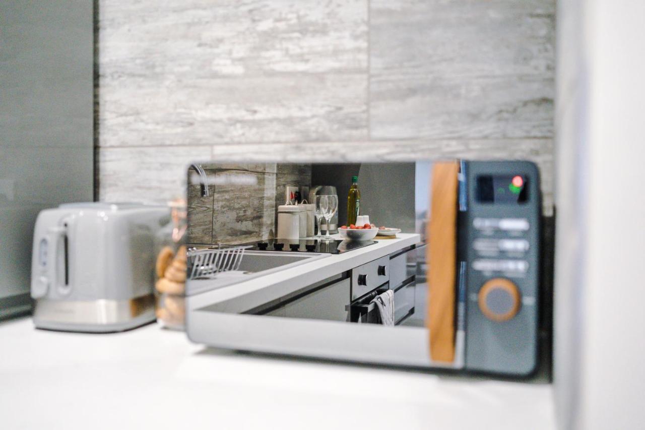 Rest & Recharge At The Station Apartments Manchester Bagian luar foto